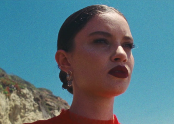 Screen capture of Sabrina Claudio's "Messages From Her" video
