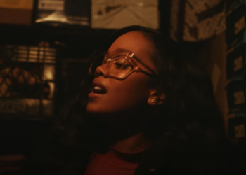 H.E.R. Fight For You music video